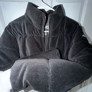 ALO Yoga Black gold rush puffer velour ribbed Jacket